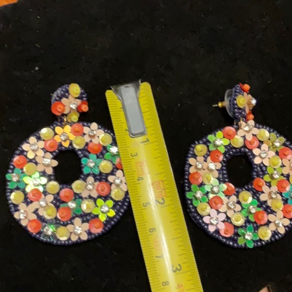 Stella and Dot Mariposa Floral Beaded Earrings - Picture 4 of 4